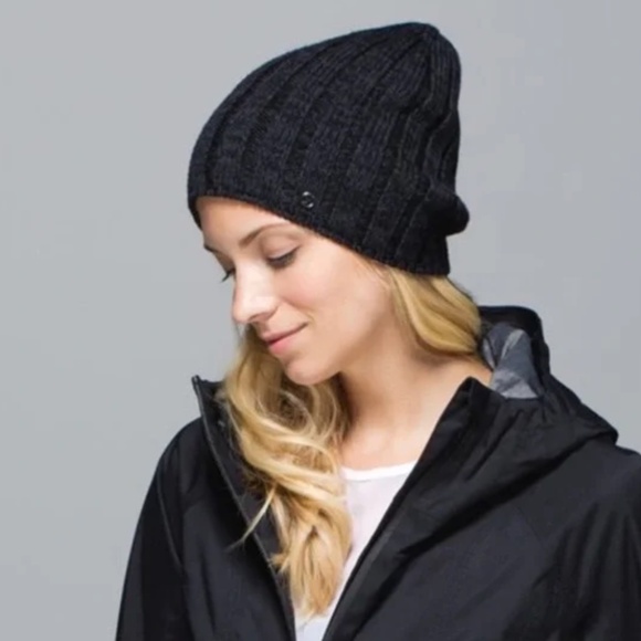 Lululemon Merino Wool Black Ribbed Knit Beanie Hat Touk - Picture 1 of 7